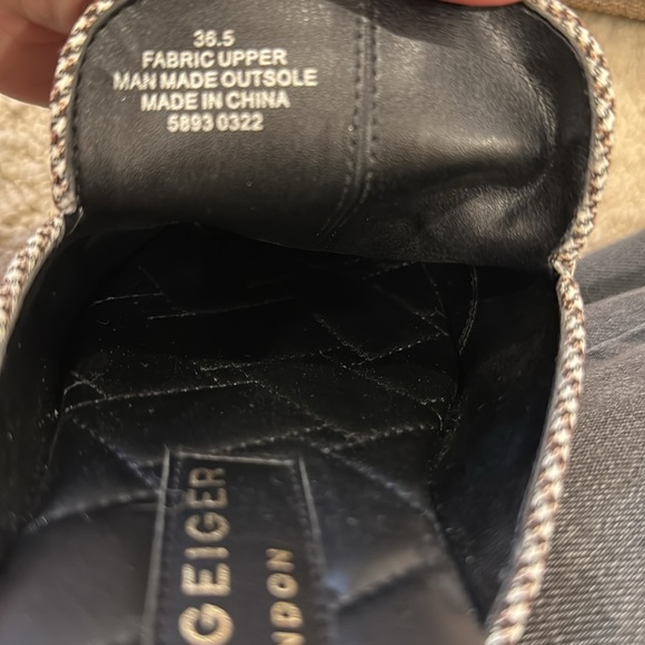 Kurt Geiger of London slides 36.5/6.5 - Picture 3 of 8